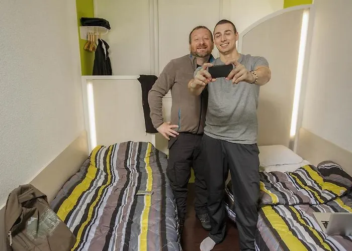 Hotell F1 Est Porte De Ste Luce 3*